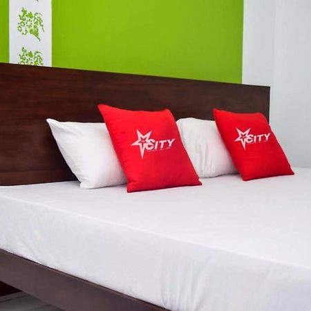 Star City Villa Коломбо Екстериор снимка